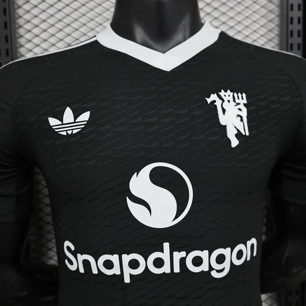 Manchester United 2024/2025 Goalkeeper - Player Version [Adult]