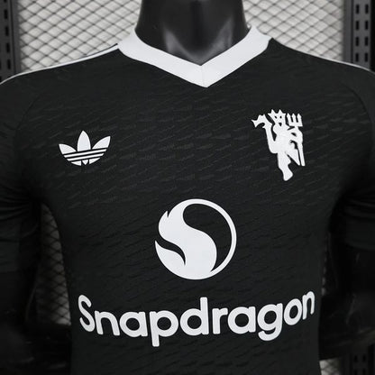 Manchester United 2024/2025 Goalkeeper - Player Version [Adult]