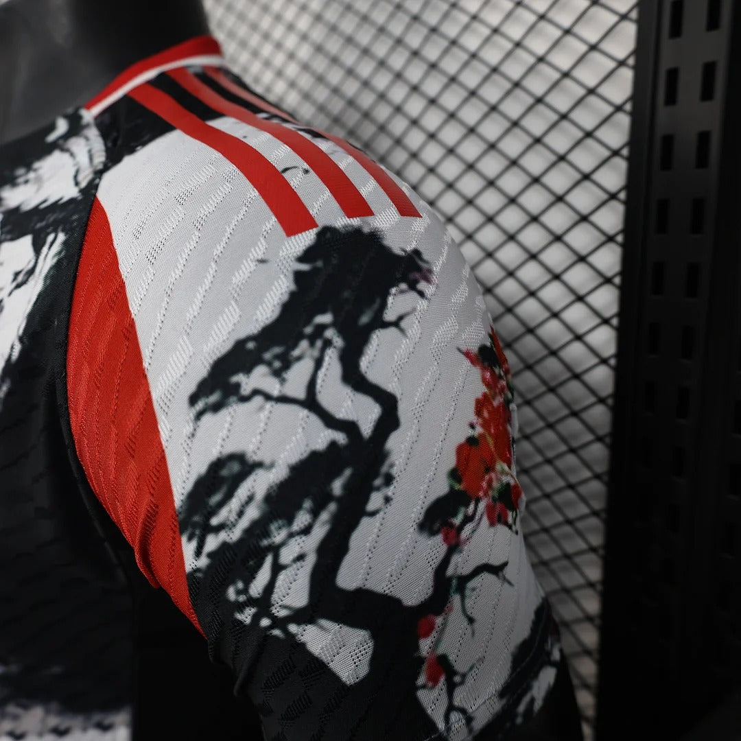 Real Madrid 2025/2026 Special Edition - Player Version [Adult]
