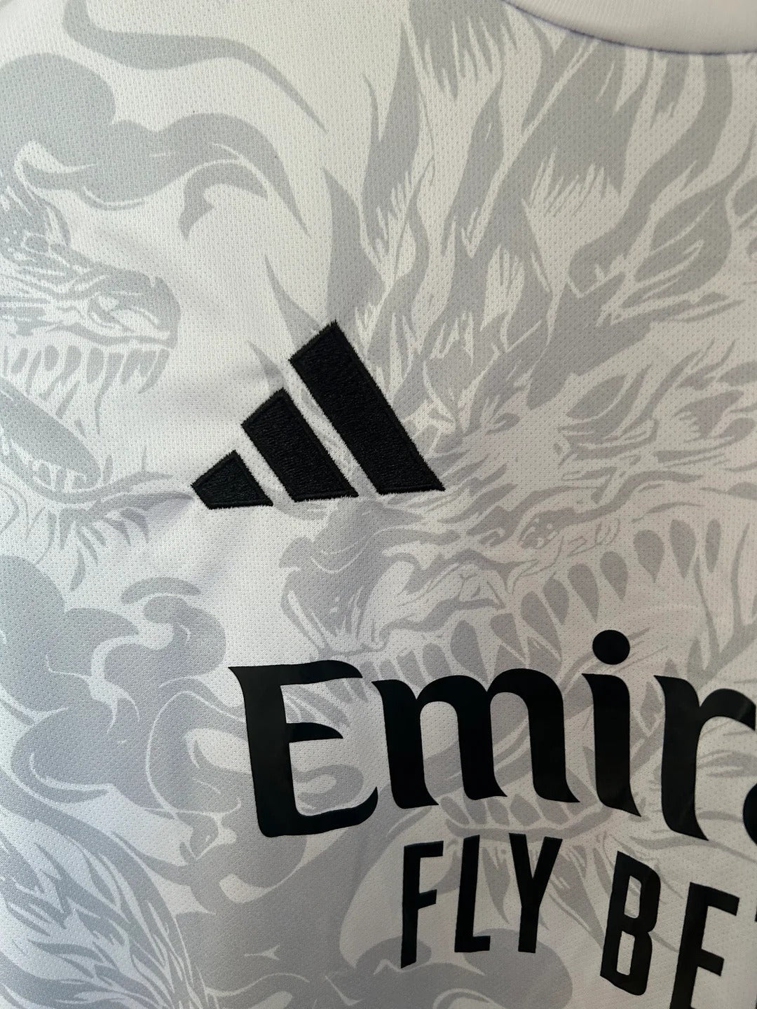 Real Madrid 2025/2026 Special Edition Dragon - Fan Version [Adult]