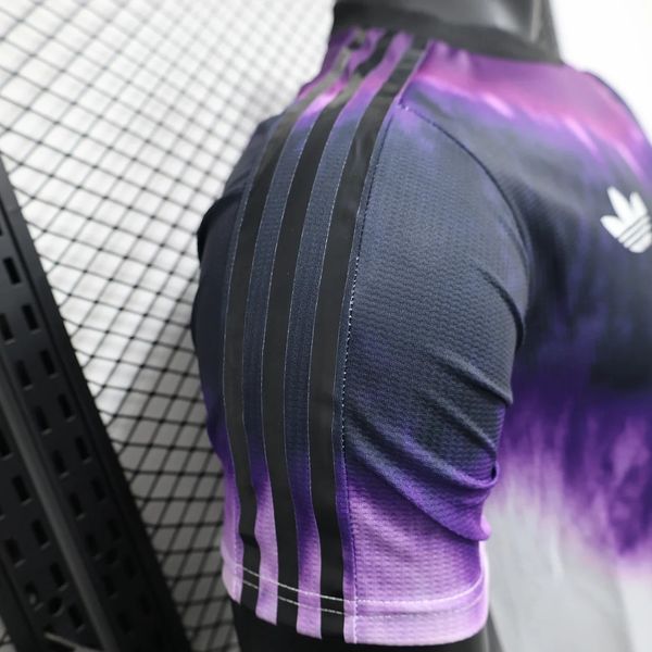 Real Madrid 2025/2026 Special Edition - Player Version [Adult]