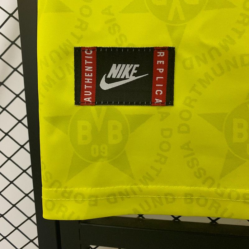 Retro Borussia Dortmund 1994-1995 Local Aficionado