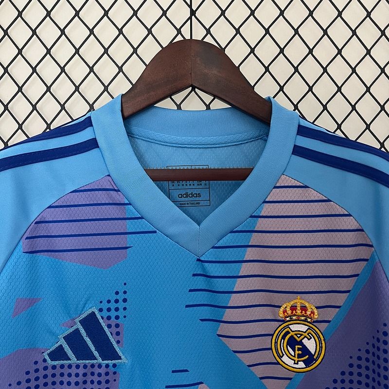 Real Madrid 2024/2025 Goalkeeper - Fan [Adult]