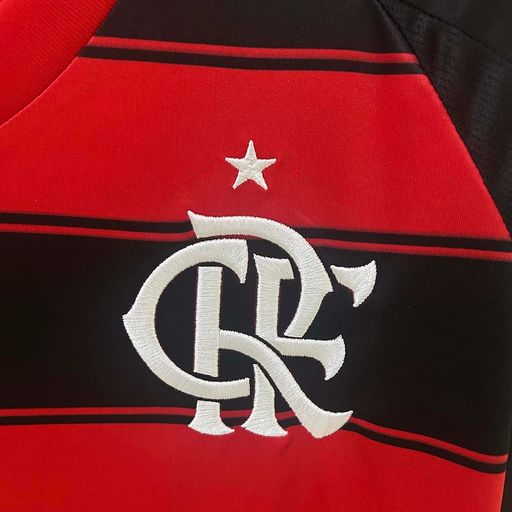 CR Flamengo 2025/2026 Local Manga Larga - Versión Fan [Adulto]