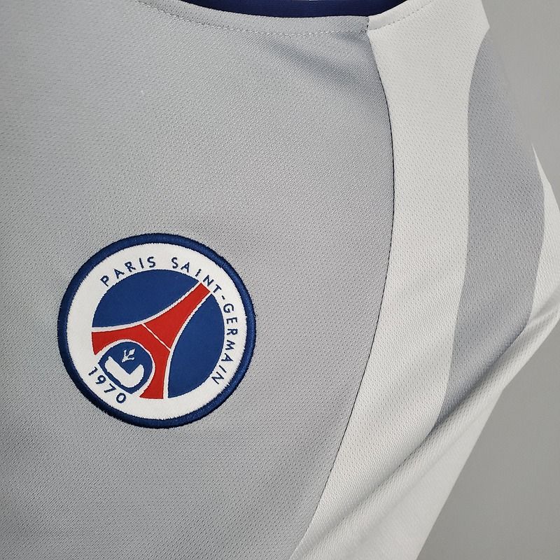 Retro Paris Saint-Germain 2001-2002 Away Fan