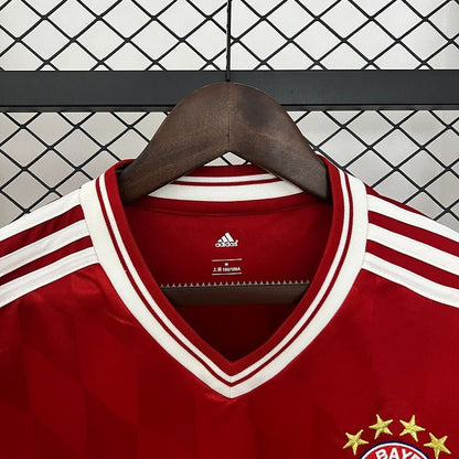 Retro Bayern München 2013-2014 Home Fan
