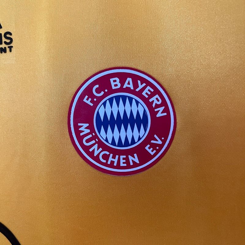 FC Bayern München 1993/1995 Away - Fan Version [Adult]