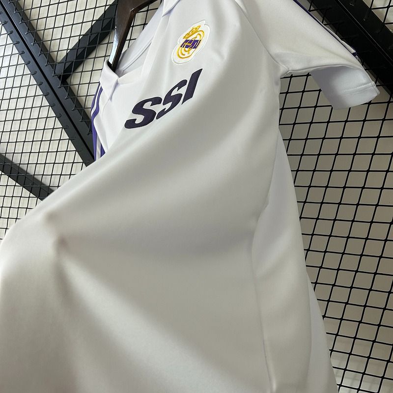 Real Madrid 1984/1985 Local - Versión Fan [Adulto]