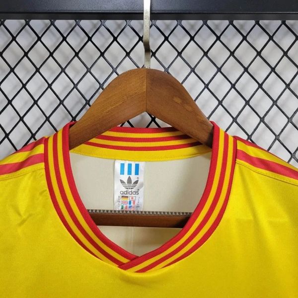 Retro Colombia 1990 Home Fan