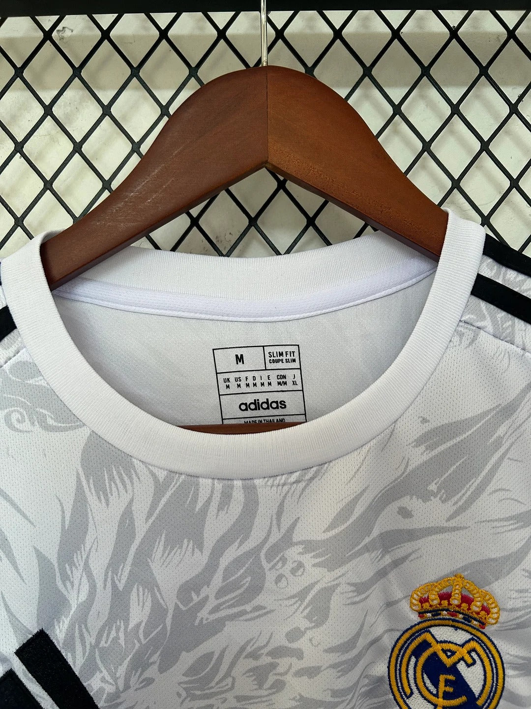 Real Madrid 2025/2026 Special Edition Dragon - Fan Version [Adult]