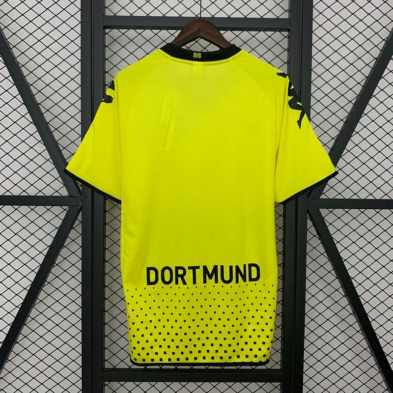 Maillot Rétro Domicile Borussia Dortmund 2011-2012 (Supporter)