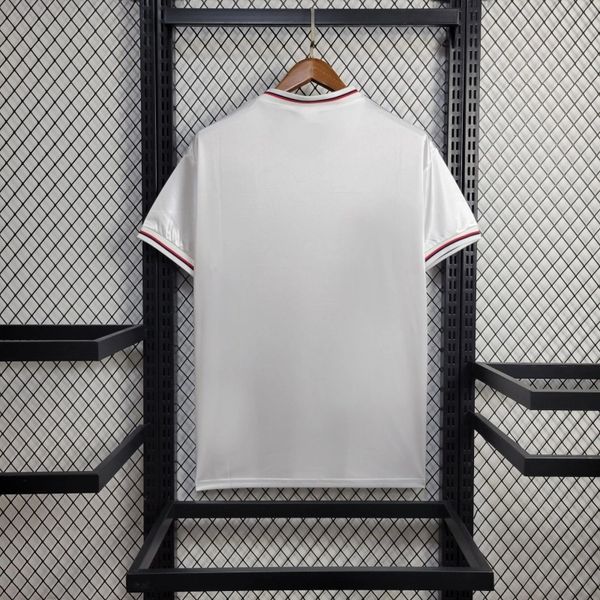 Retro England 1982 Home Fan