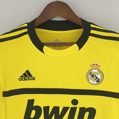 Real Madrid 2011/2012 Goalkeeper - Fan Version [Adult]