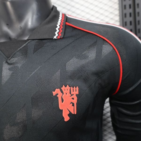 Manchester United 2025/2026 Local Manga Larga - Versión Fan [Adulto]