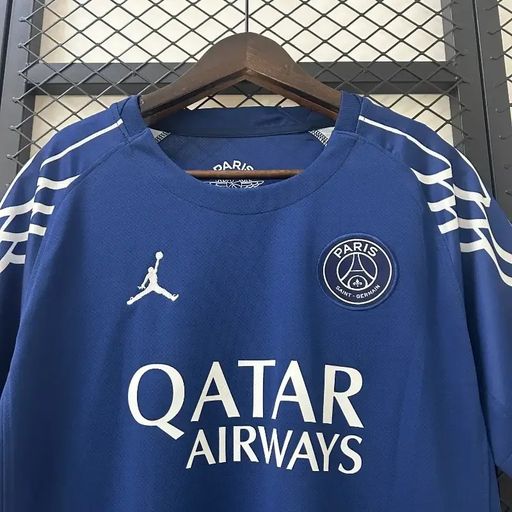 Tercera equipación del Paris Saint-Germain 2025-2026 para aficionados