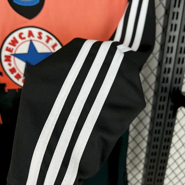 Newcastle United 1996/1997 Goalkeeper Long Sleeve - Fan Version [Adult]