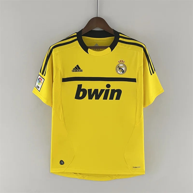 Real Madrid 2011/2012 Goalkeeper - Fan Version [Adult]