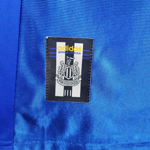 Newcastle United 1998/1999 Visitante - Versión Jugador [Adulto]
