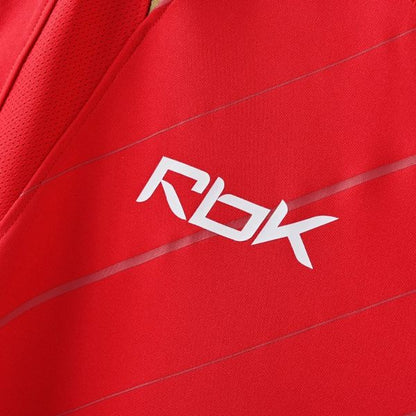 Retro Liverpool FC 2005-2006 Home Fan