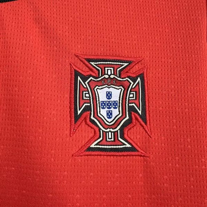 Equipación de casa para niños de Portugal 2025-2026