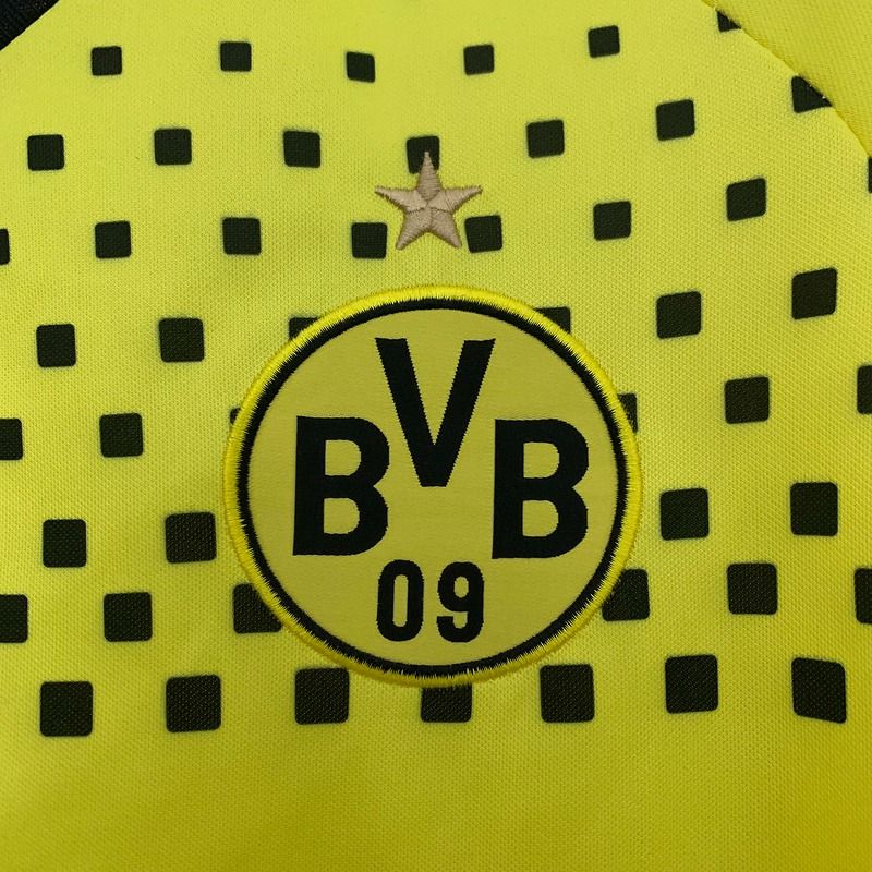 Maillot Rétro Domicile Borussia Dortmund 2011-2012 (Supporter)