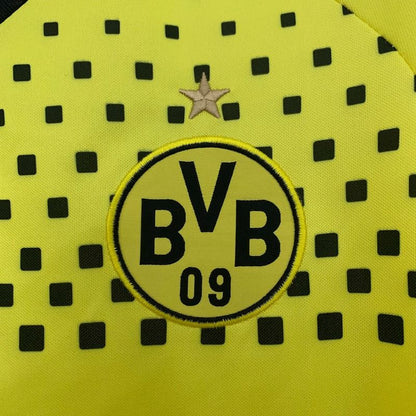 Maillot Rétro Domicile Borussia Dortmund 2011-2012 (Supporter)