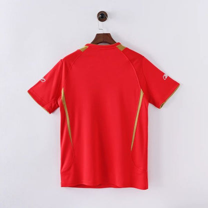 Retro Liverpool FC 2005-2006 Home Fan