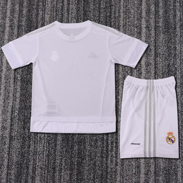 Real Madrid 2015/2016 Home Goalkeeper - Fan Version [Kids]