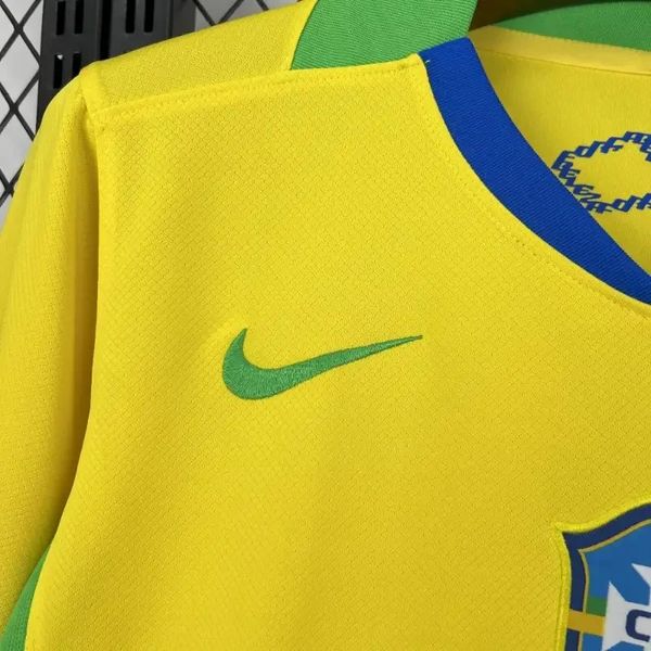 Brazil 2025-2026 Home Fan