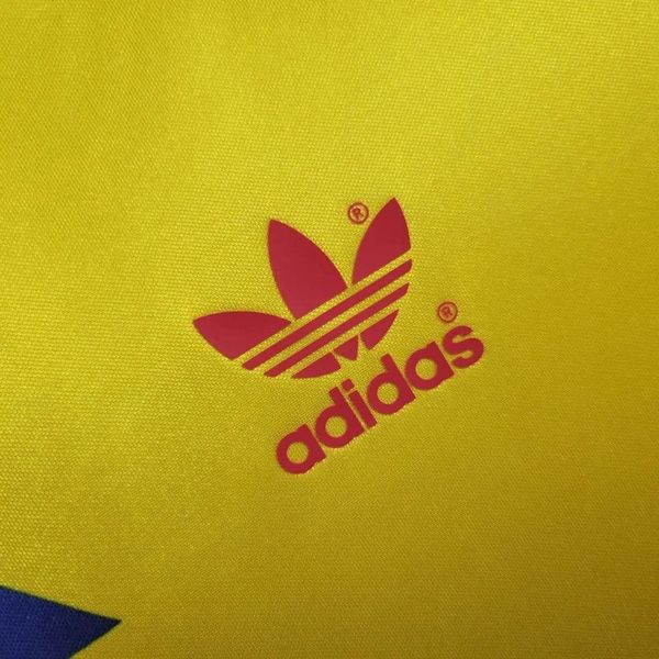 Retro Colombia 1990 Home Fan