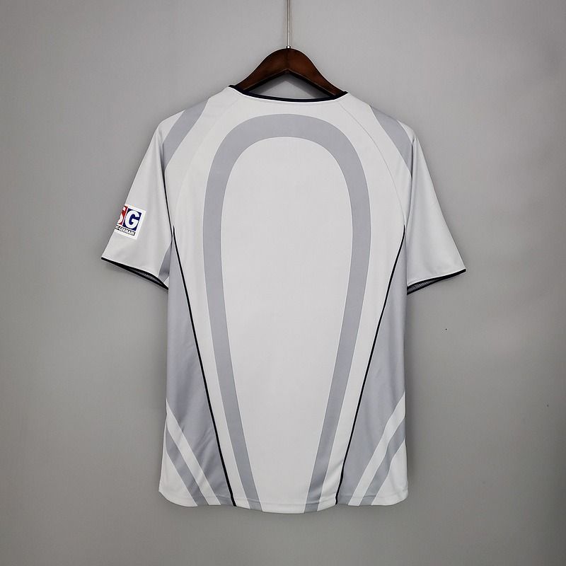 Retro Paris Saint-Germain 2001-2002 Away Fan