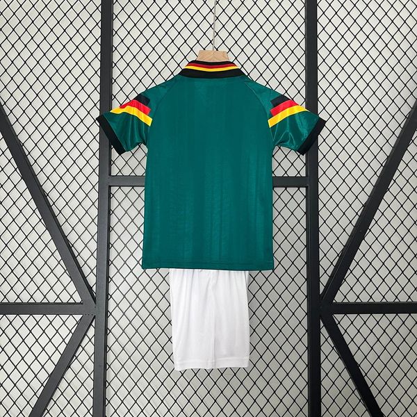 Retro Niños Alemania 1992 Aficionado Visitante