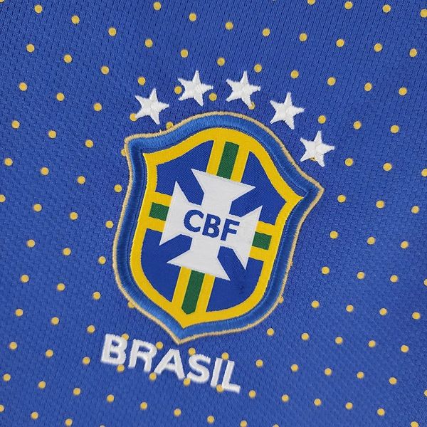 Retro Brazil 2010 Away Fan