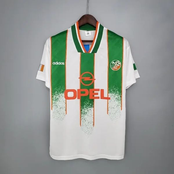 Retro Ireland 1994 Away Fan
