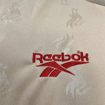 Retro Liverpool FC 1996-1997 Away Fan