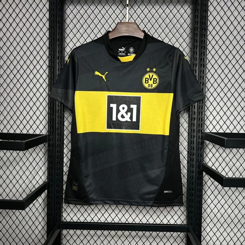 Borussia Dortmund 2024-2025 Away Fan