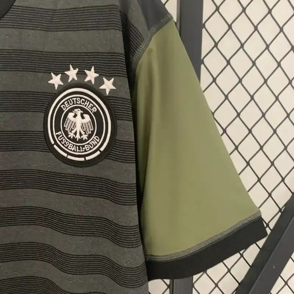 Retro Germany 2016 Away Fan