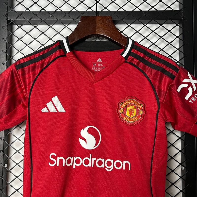 Manchester United Domicile 2025/2026 - Version Fan [Enfants]