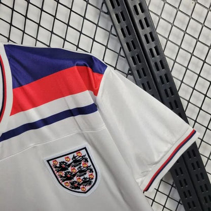 Retro England 1982 Home Fan