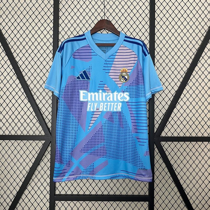 Real Madrid 2024/2025 Goalkeeper - Fan [Adult]
