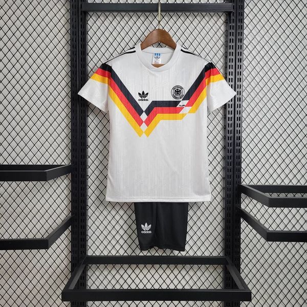 Retro Niños Alemania 1990 Aficionado Local