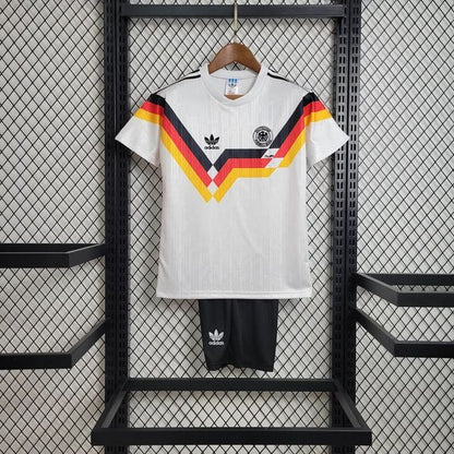 Retro Niños Alemania 1990 Aficionado Local