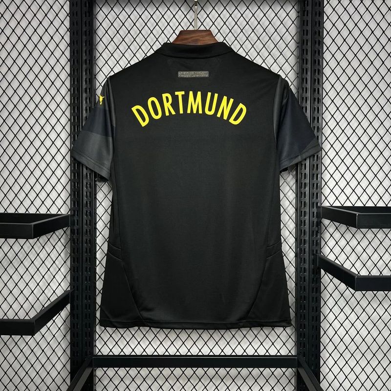 Borussia Dortmund 2024-2025 Away Fan