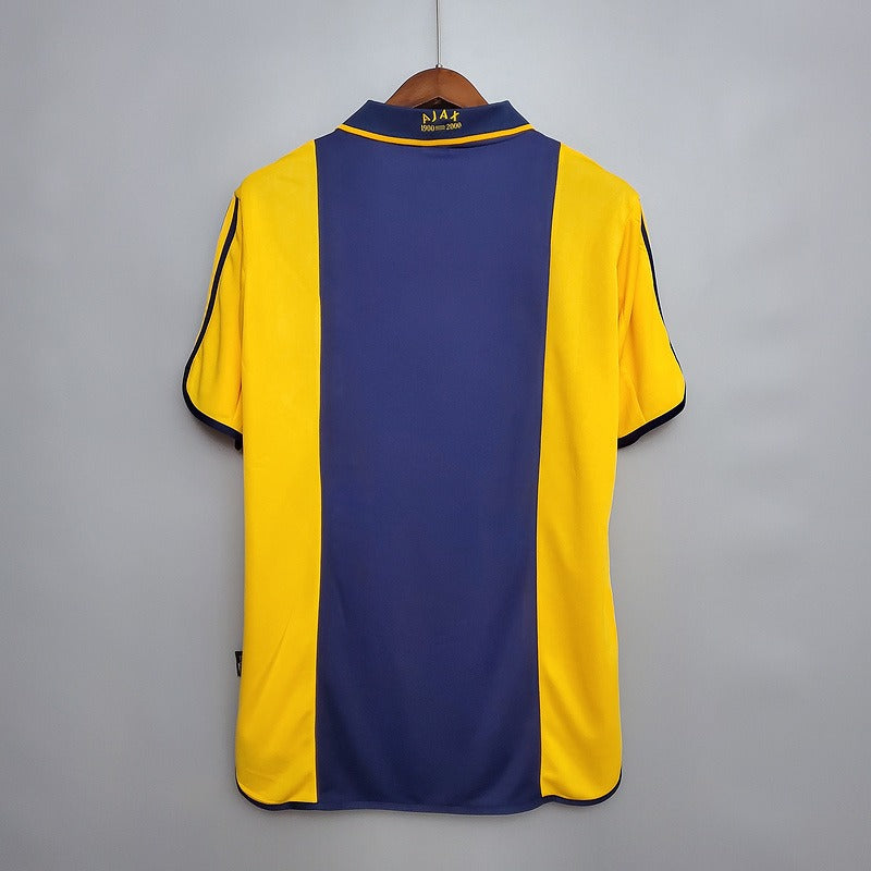 Retro AFC Ajax 2000-2001 Away Fan