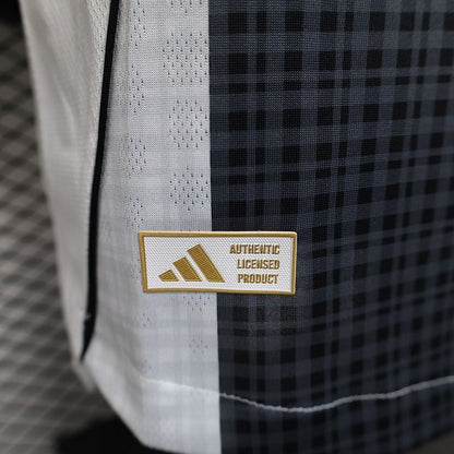 Newcastle United 2025/2026 Home - Player Version [Adult]