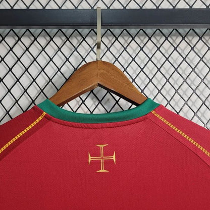 Retro Portugal 2006 Home Fan