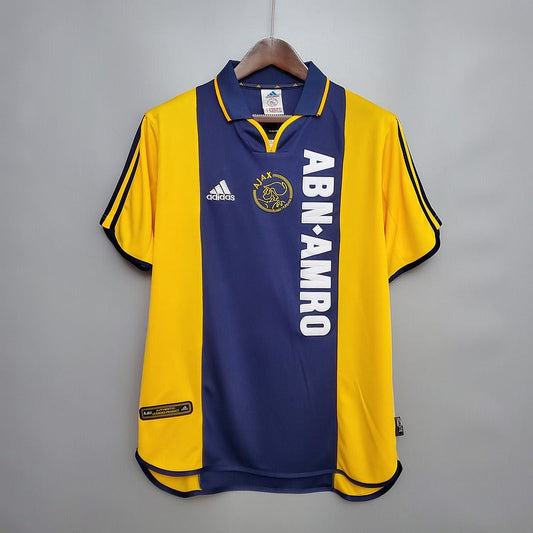 Retro AFC Ajax 2000-2001 Away Fan