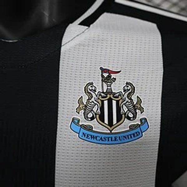 Newcastle United 2024/2025 Local - Versión Jugador [Adulto]