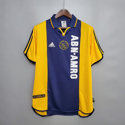 Retro AFC Ajax 2000-2001 Away Fan