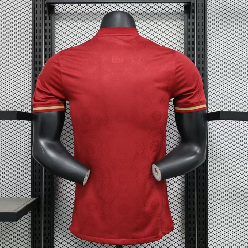 Bayern Múnich 2025-2026 Edición Especial 125 Aniversario Jugador Rojo
